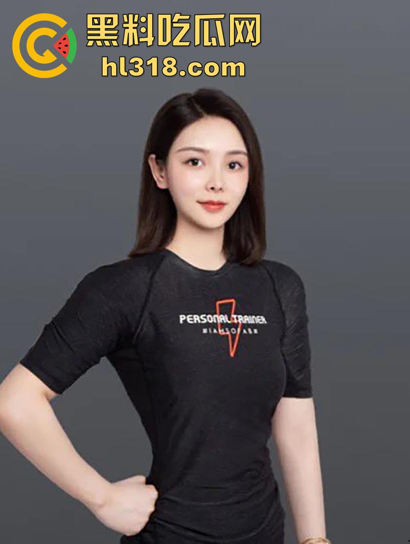 杭州健身女神【李安琪】，背着男友约炮金主学员，经常夹着精液回家，被男友发现视频后被曝光！