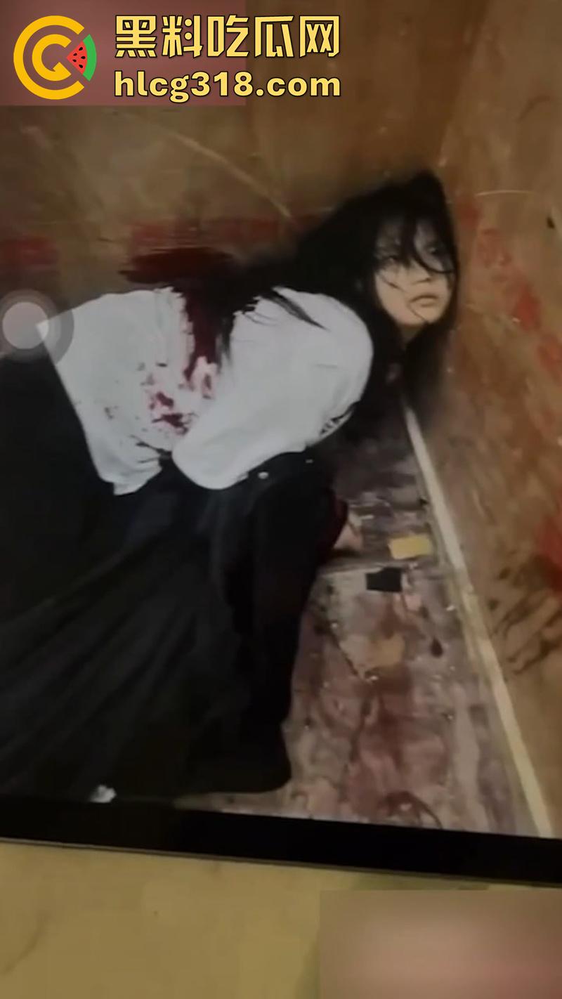 因爱生恨怒捅女友20多刀,四川广元职高小伙唐强,因女友出轨化身刀仔,手机录下女友倒在血泊中!