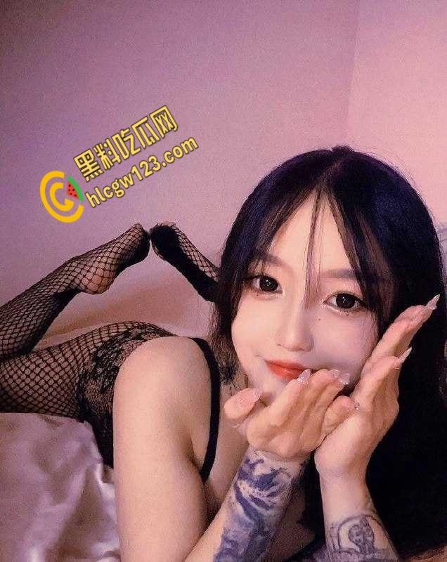 性感免女郎在线发骚,微胖天花板极品馒头逼,分手后被渣男无情曝光 !