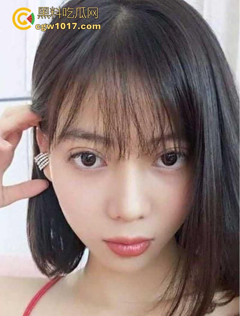 河北职业学院反差母狗【梁微盈】白嫩美乳,却骚浪入骨,频繁出轨约炮,享受每次做爱被满足的过程!