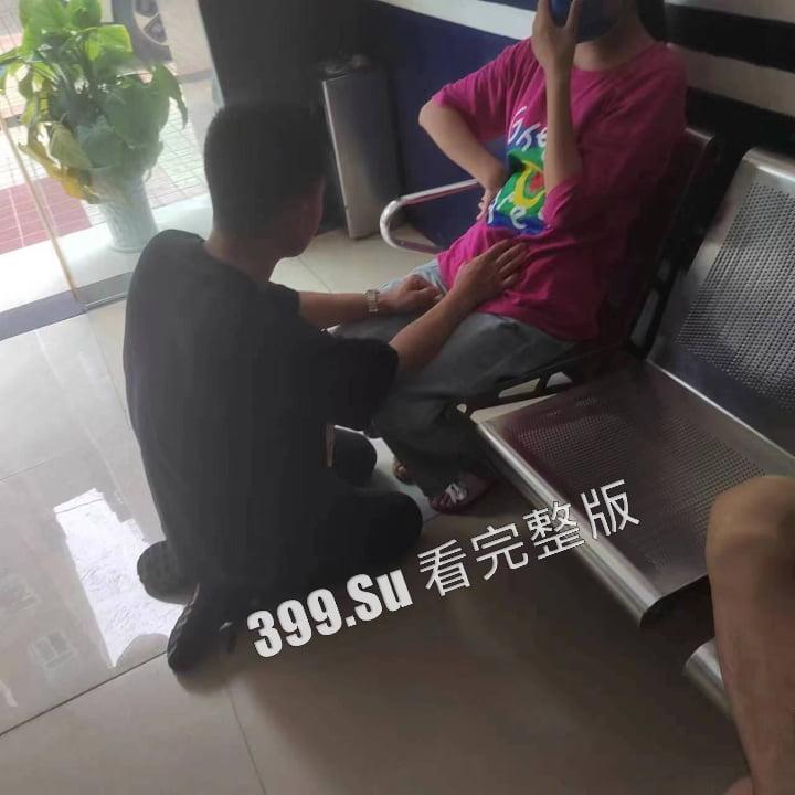 长沙明星幼儿园 老师姜灵 在家长新房鬼混出轨学生爸爸 被女主抓住游街示众 丈夫前来跪地求情认错